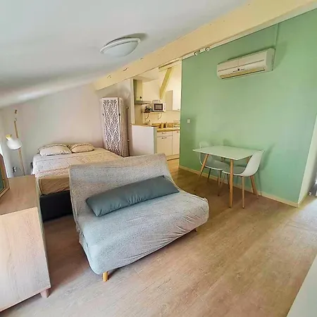 Apartment St-amand, 2pers, Terrasse, Clim, Wifi Agen